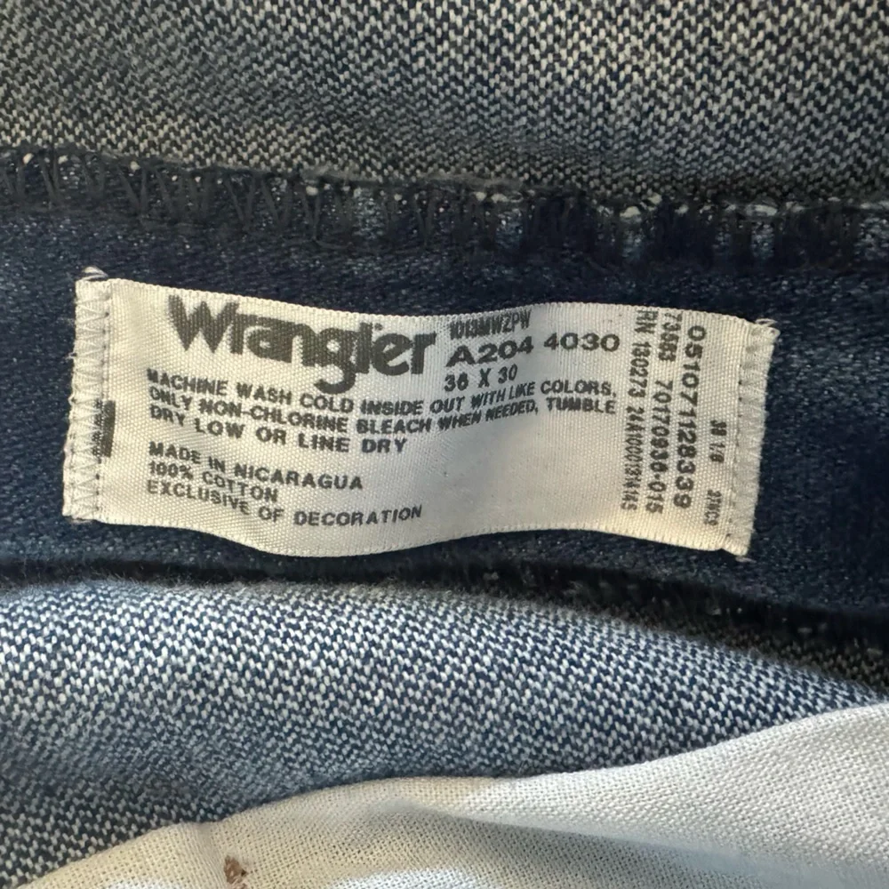 Wrangler Blue Straight-Leg Jeans Classic Style for Men